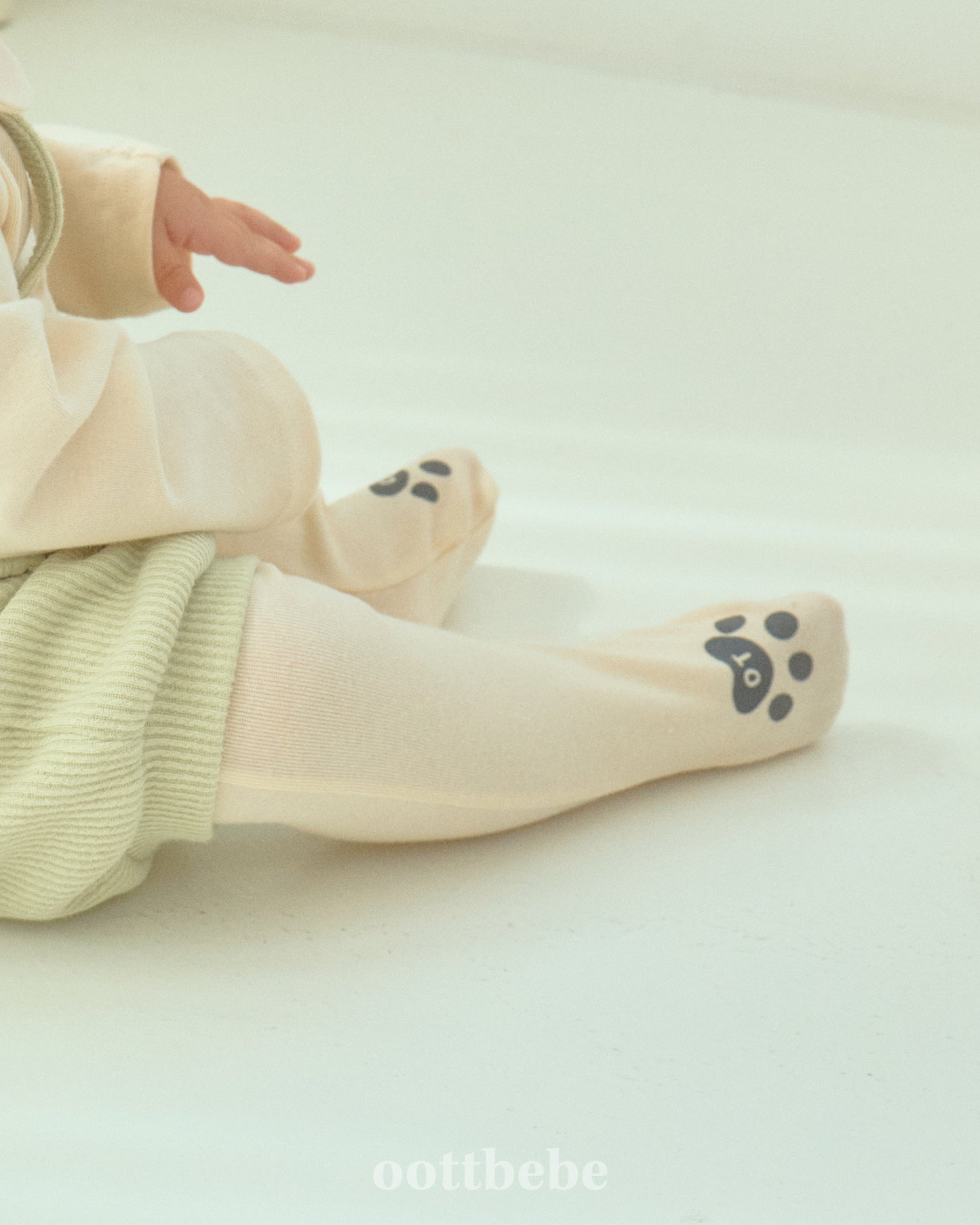 [PRE-ORDER] Petit Foot Leggings
