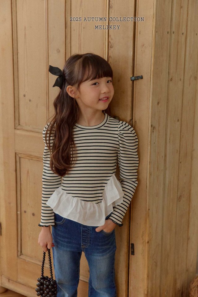 [PRE-ORDER] Coco Frill T-Shirts