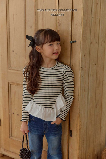 [PRE-ORDER] Coco Frill T-Shirts