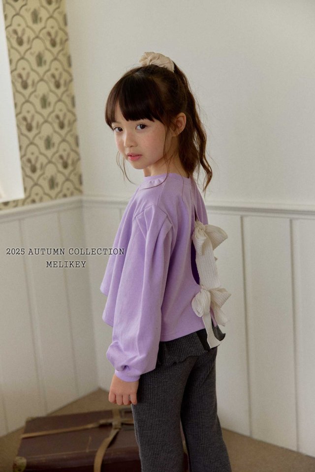 [PRE-ORDER] Back Slit Ribbon Sweatshirts