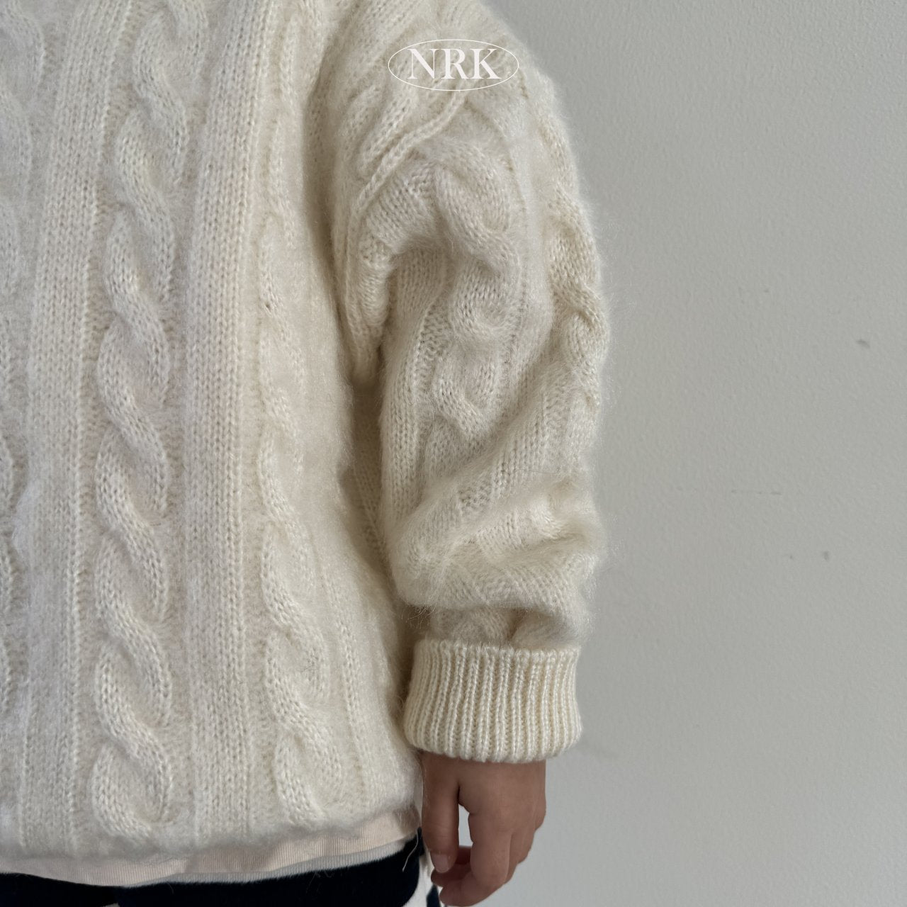 [PRE-ORDER] Cozy Sweater Top