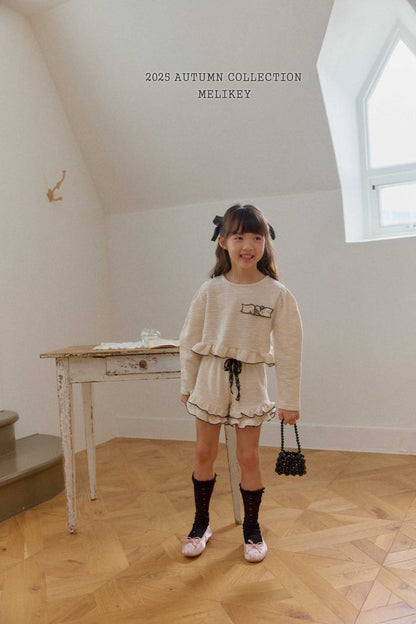 [PRE-ORDER] Vivian Frill Shorts