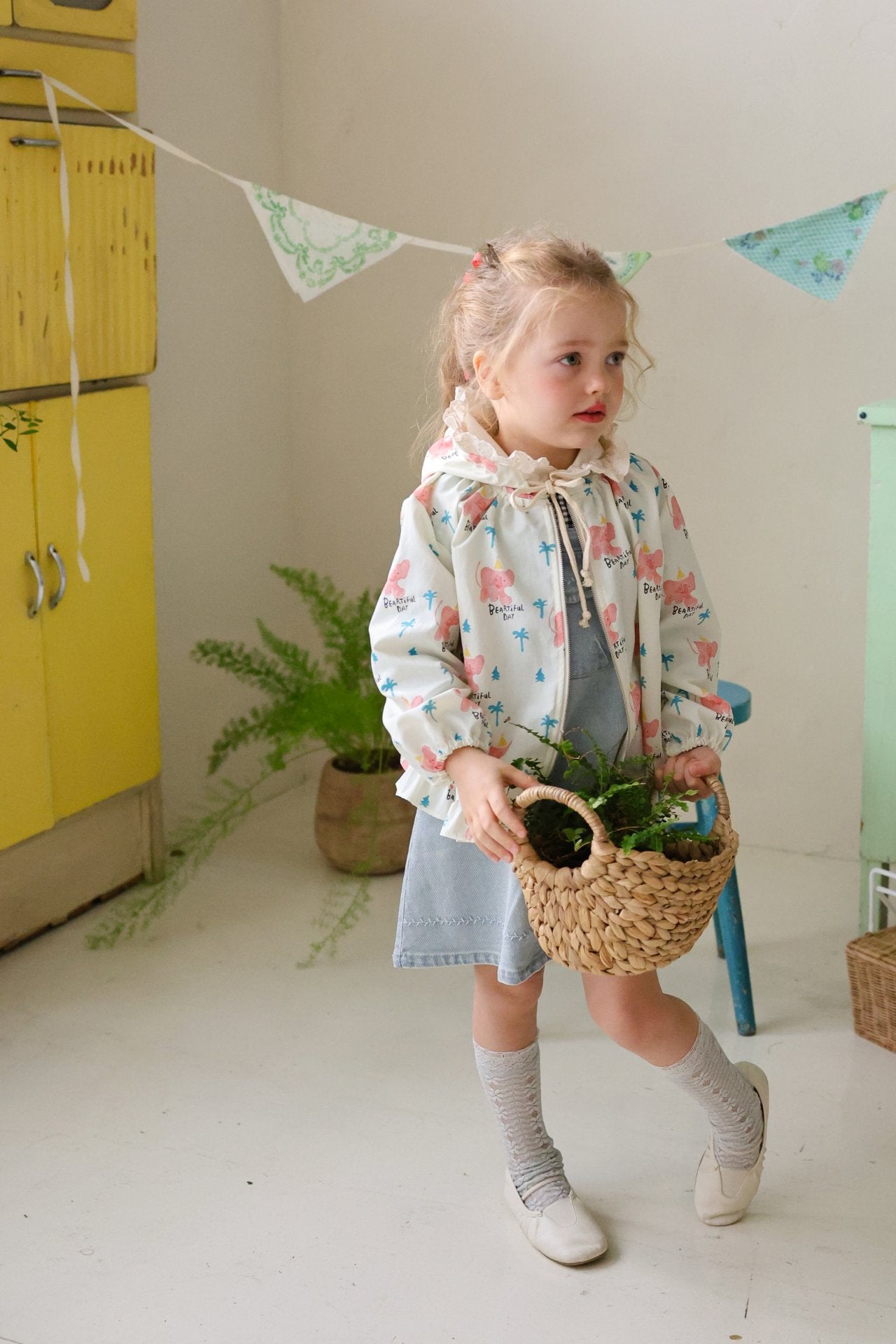 [PRE-ORDER] Pumpy Windbreaker