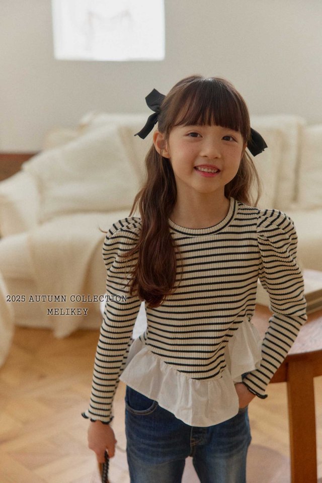 [PRE-ORDER] Coco Frill T-Shirts