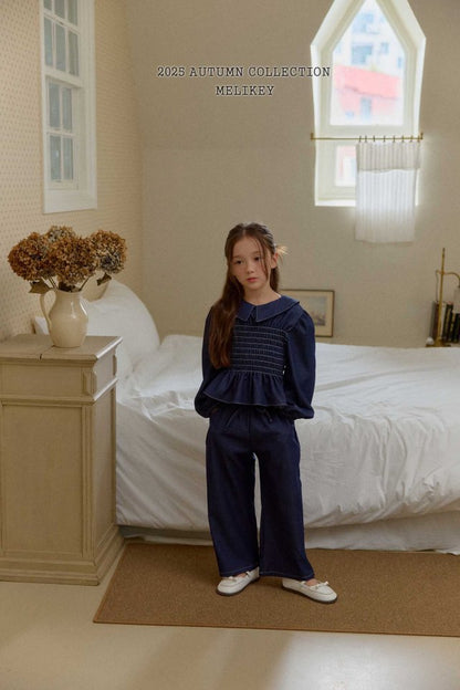 [PRE-ORDER] Smocking Collar Blouse
