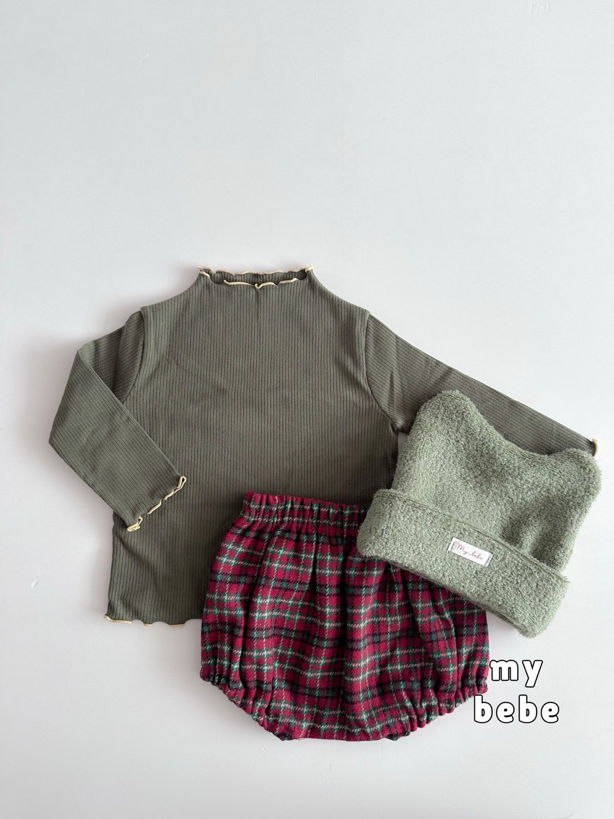 [PRE-ORDER] Yogurt Half Turtleneck T-Shirts