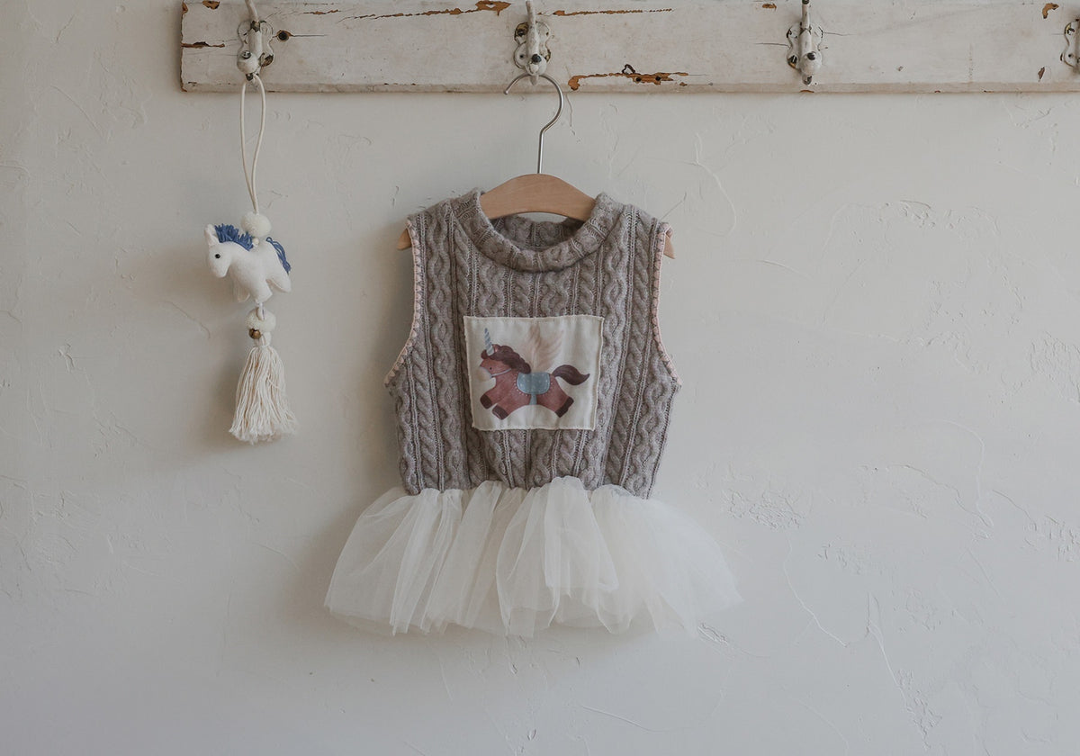 [PRE-ORDER] Pony Vest