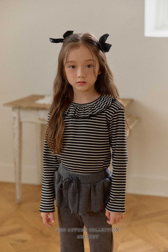 [PRE-ORDER] Petit Frill T-Shirts