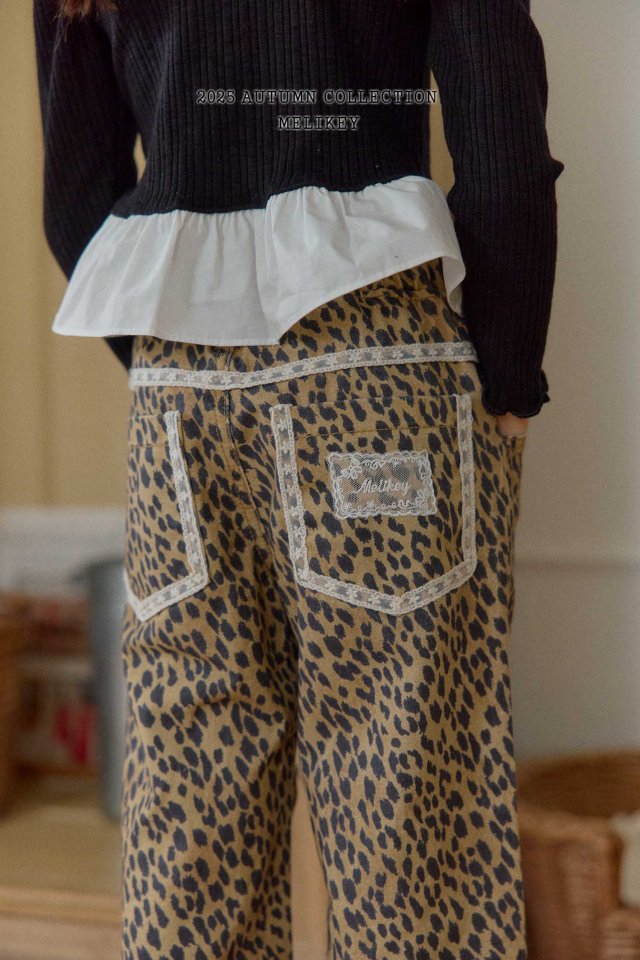 [PRE-ORDER] Leopard Lace Pants