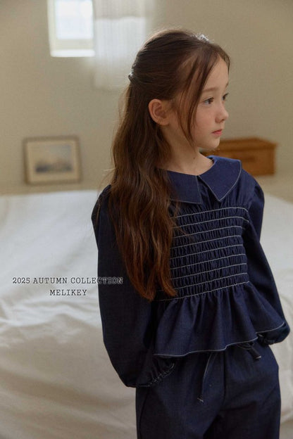 [PRE-ORDER] Smocking Collar Blouse