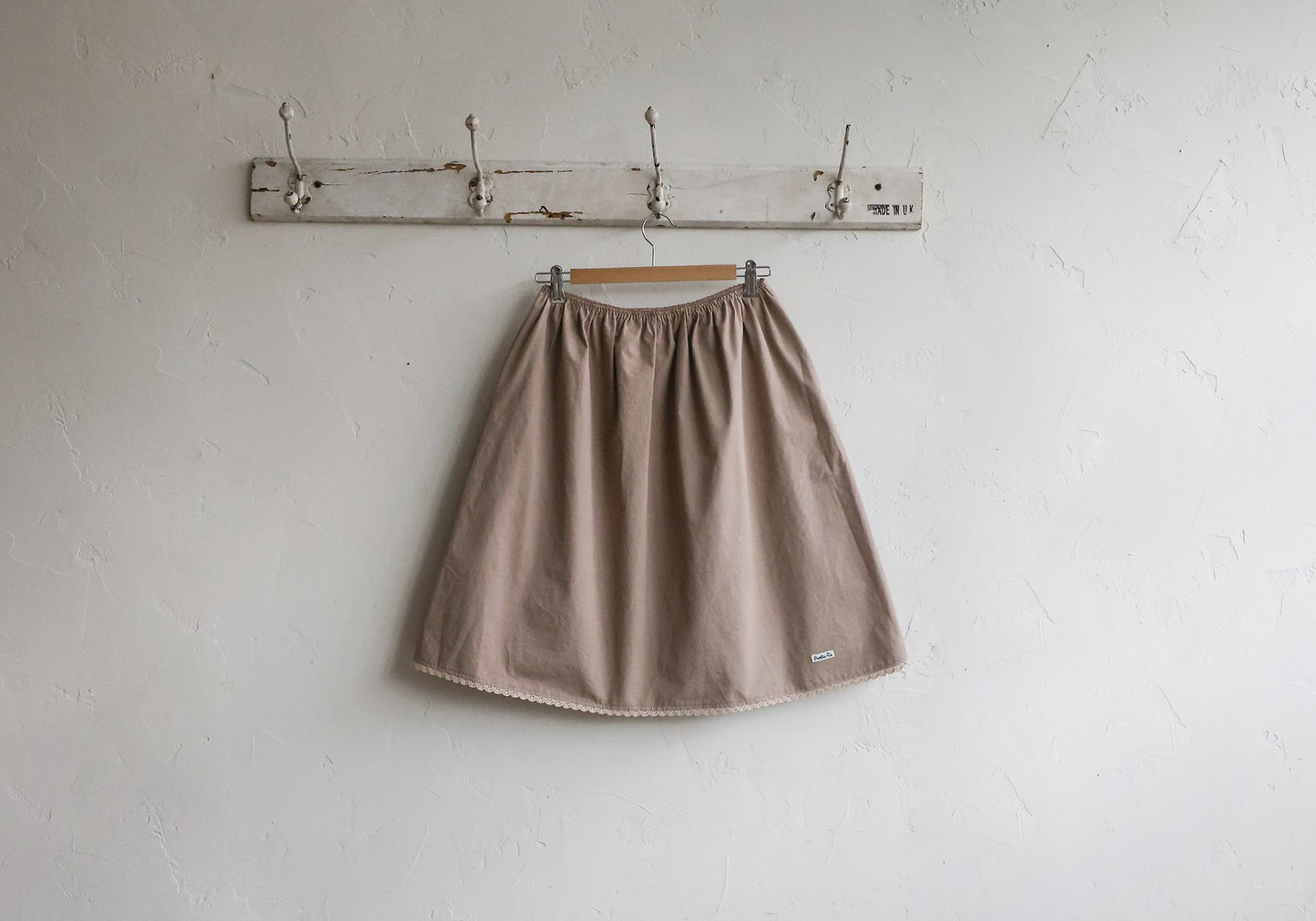 [PRE-ORDER] Sien Skirts (Mom Couple)