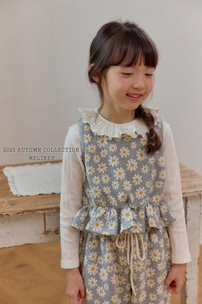 [PRE-ORDER] Big Daisy Vest