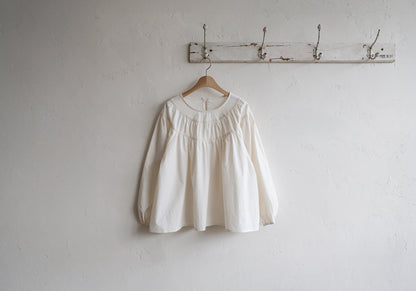 [PRE-ORDER] Devon Blouse (Mom Couple)
