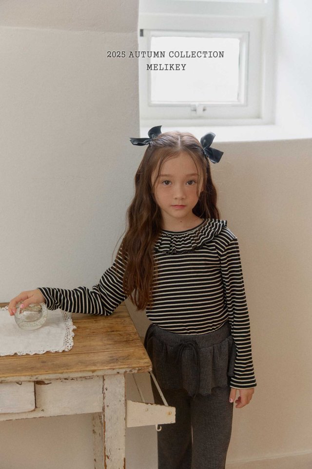 [PRE-ORDER] Petit Frill T-Shirts