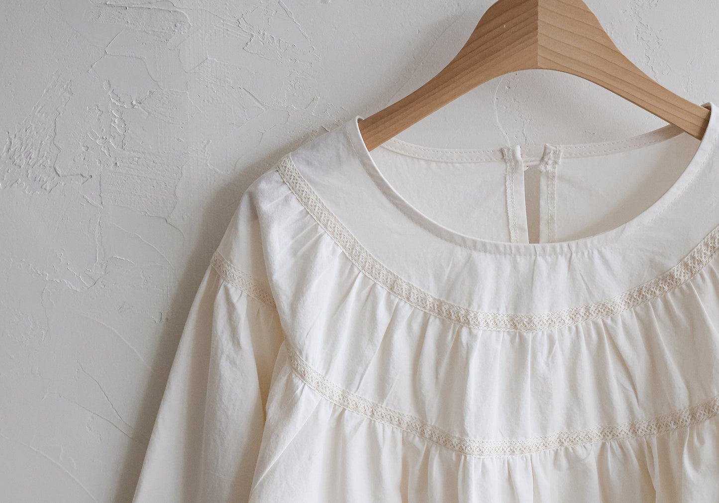 [PRE-ORDER] Devon Blouse (Mom Couple)