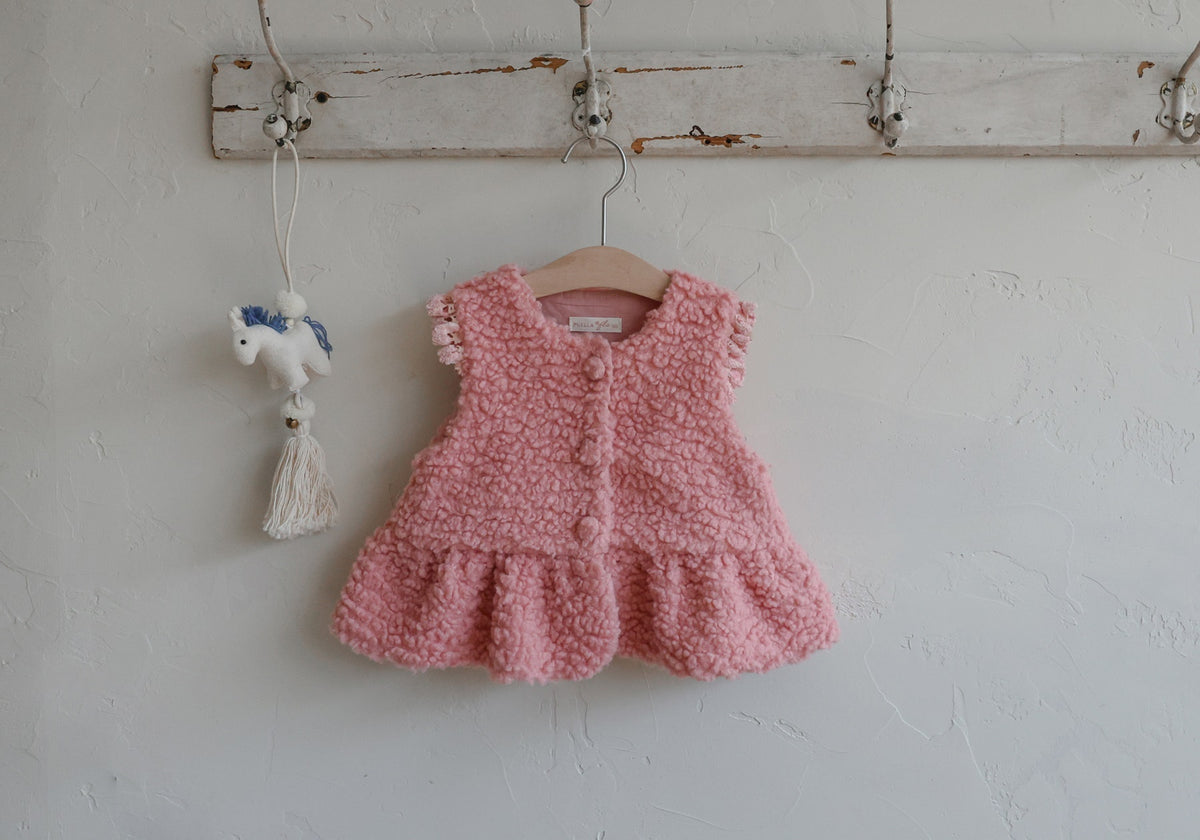 [PRE-ORDER] Pposong Fur Vest