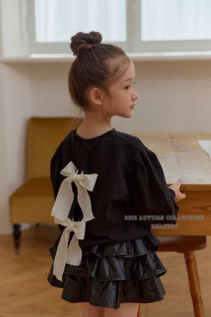 [PRE-ORDER] Back Slit Ribbon Sweatshirts