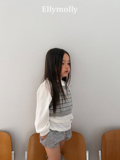 [PRE-ORDER] Hazel Layered T-Shirts (Mom Couple)
