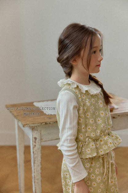 [PRE-ORDER] Big Daisy Vest