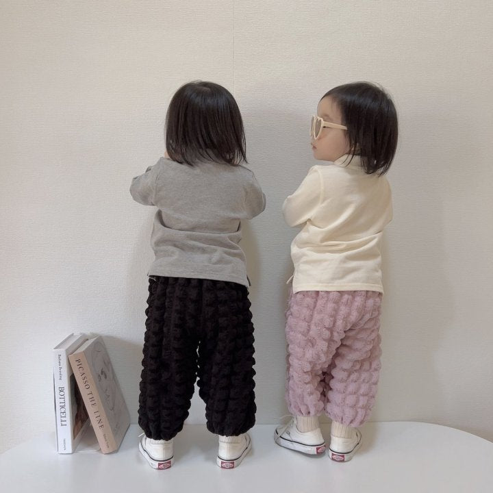 [PRE-ORDER] Heart Collar T-Shirts