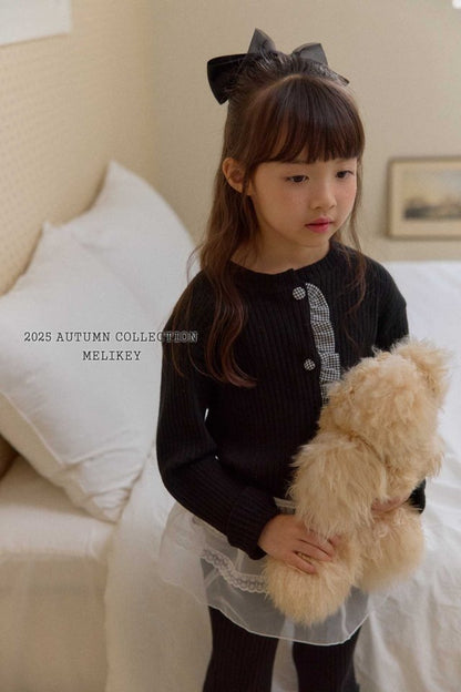 [PRE-ORDER] Point Button Cardigan