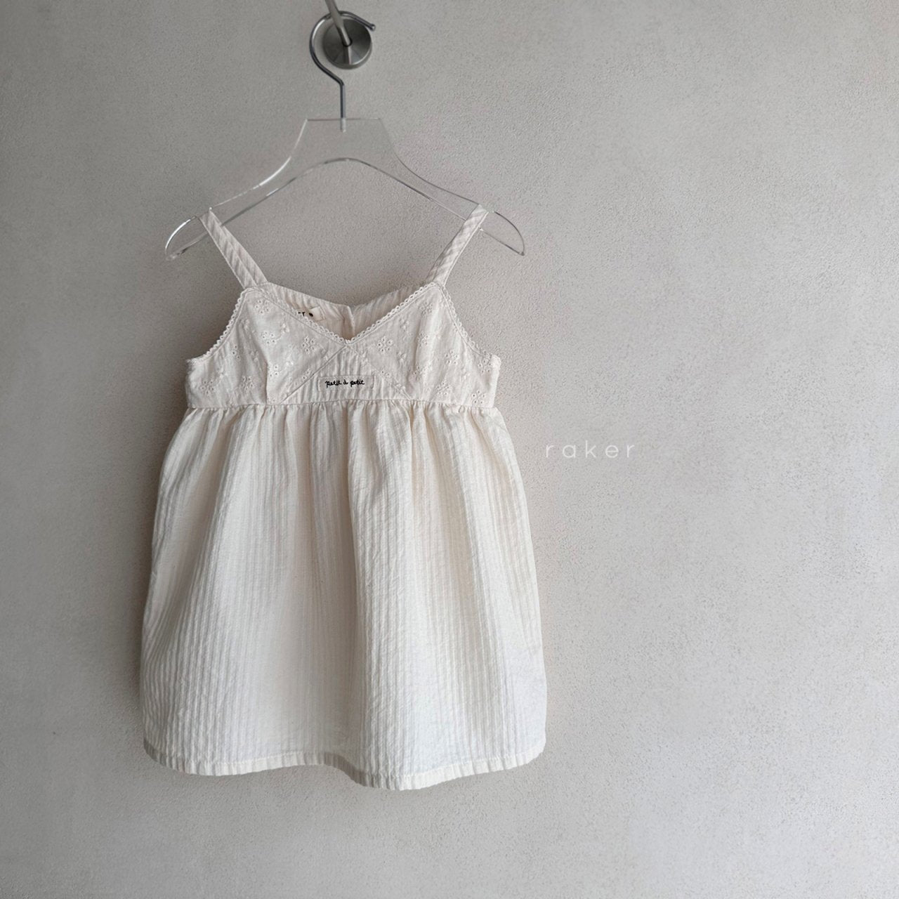 [PRE-ORDER] Label Strap Dress