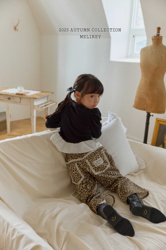 [PRE-ORDER] Leopard Lace Pants