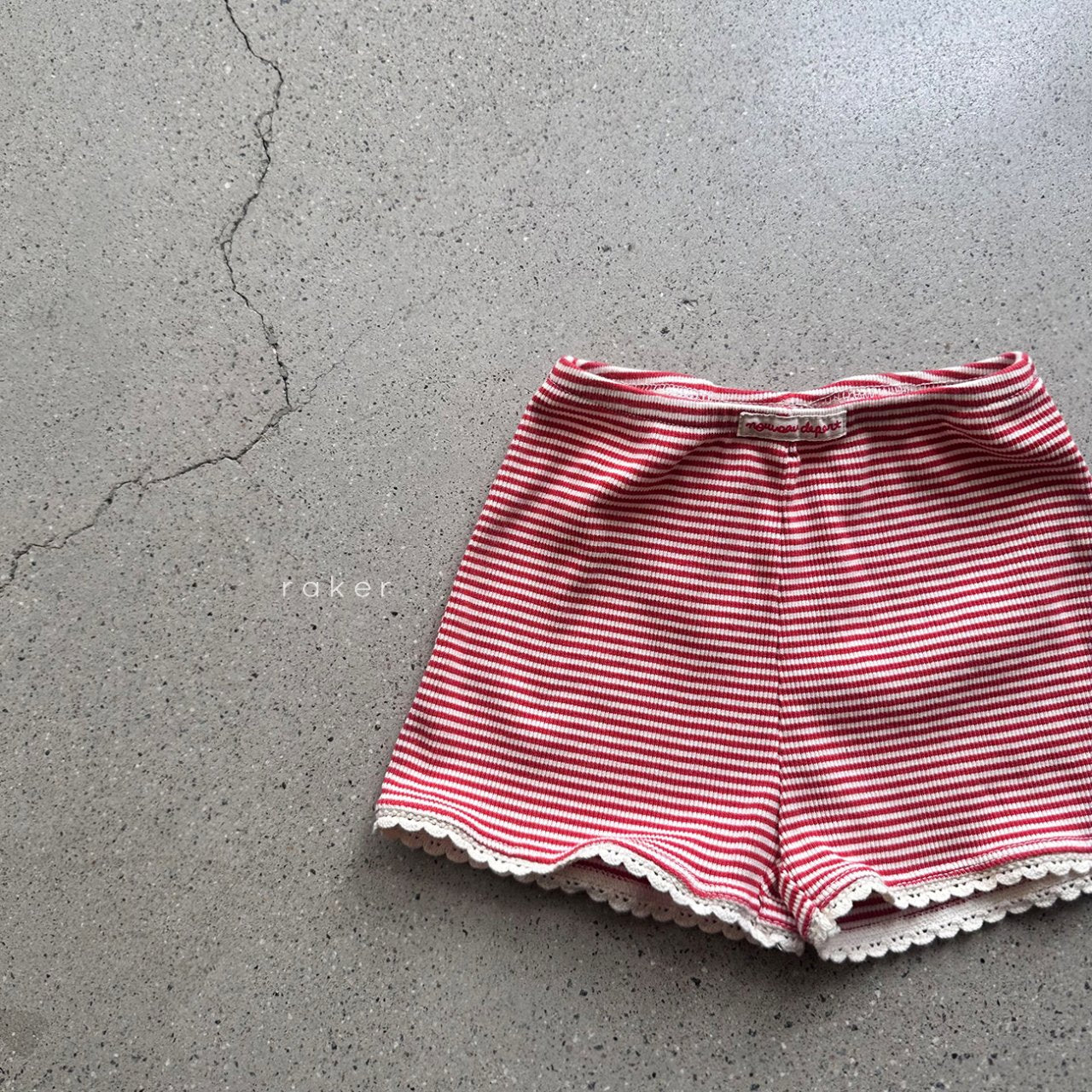 [PRE-ORDER] Coco Stripe Shorts