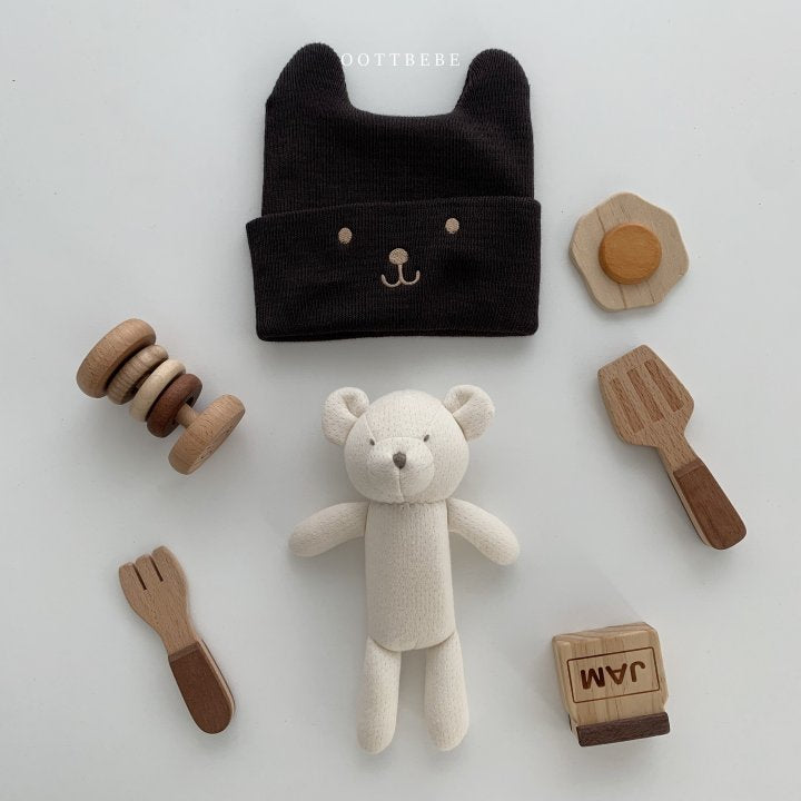 [PRE-ORDER] Bear Beanie