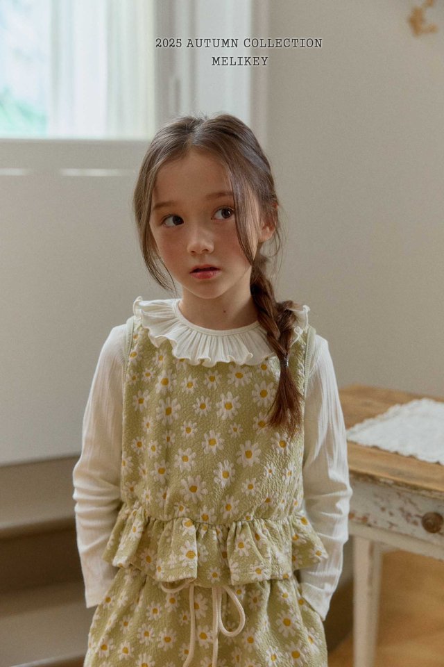 [PRE-ORDER] Big Daisy Vest