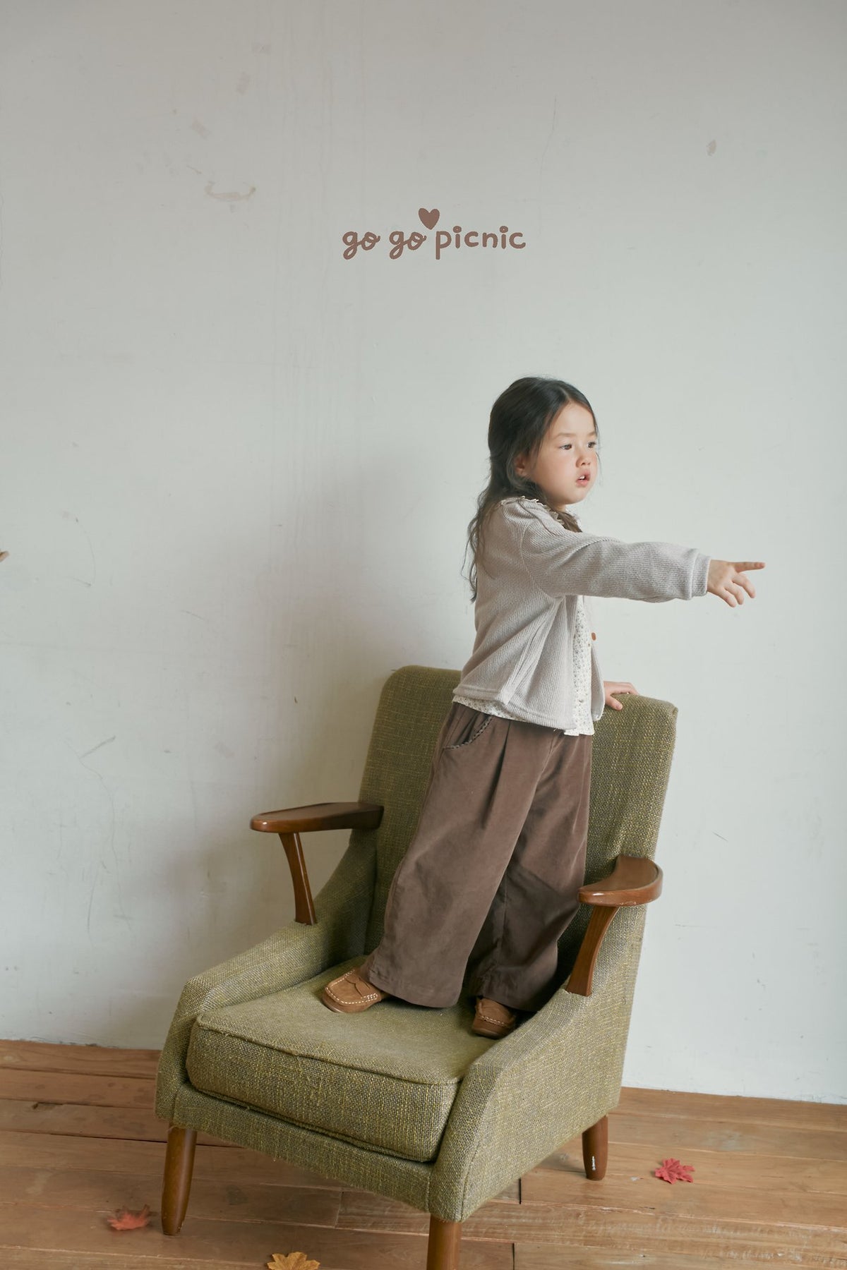 [PRE-ORDER] Pony Pants
