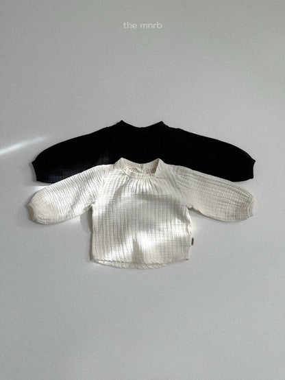 [PRE-ORDER] Ruffle Blouse