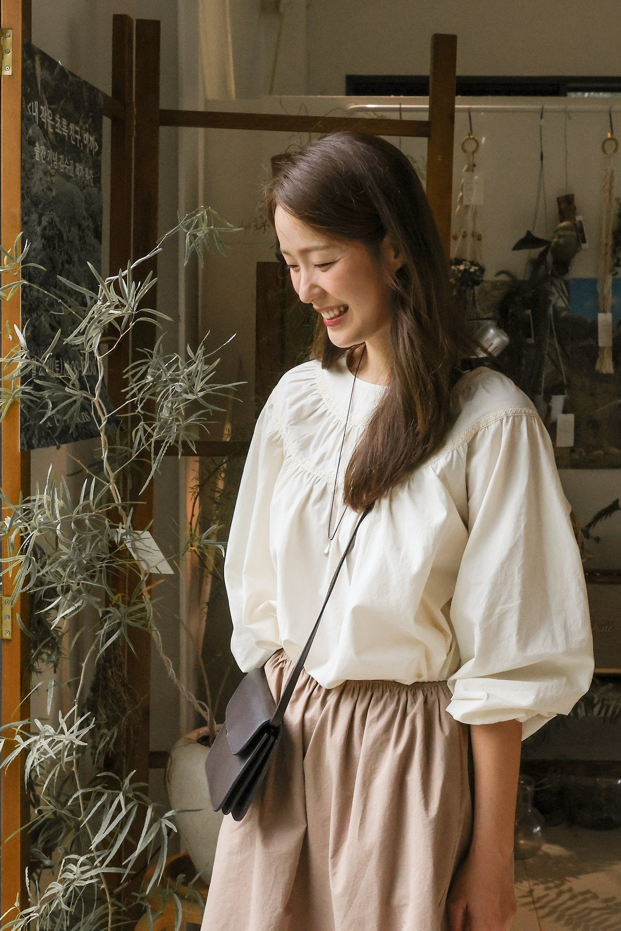 [PRE-ORDER] Devon Blouse (Mom Couple)