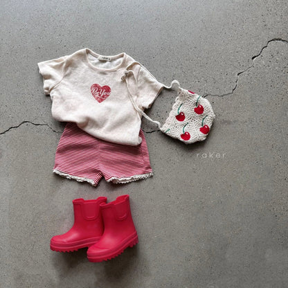 [PRE-ORDER] Eyelet Heart T-Shirts