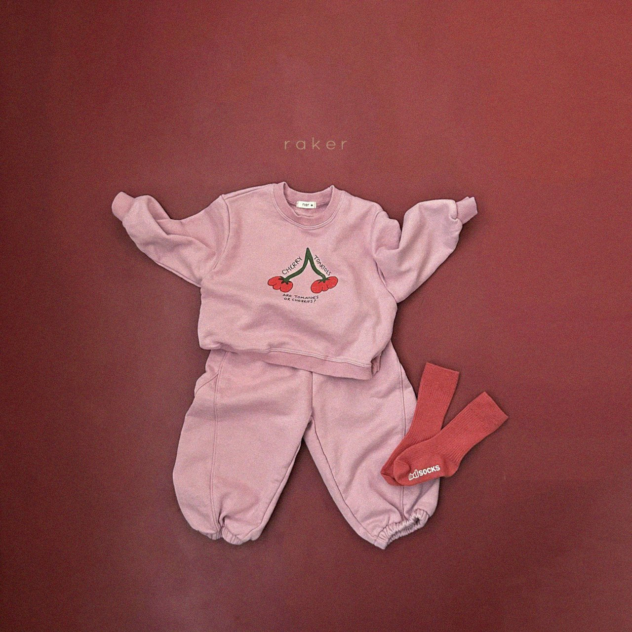 [PRE-ORDER] Cherry Tomato Sweatshirts