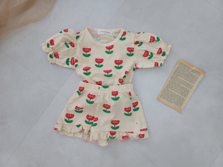[PRE-ORDER] Tulip Frill Top Bottom Set