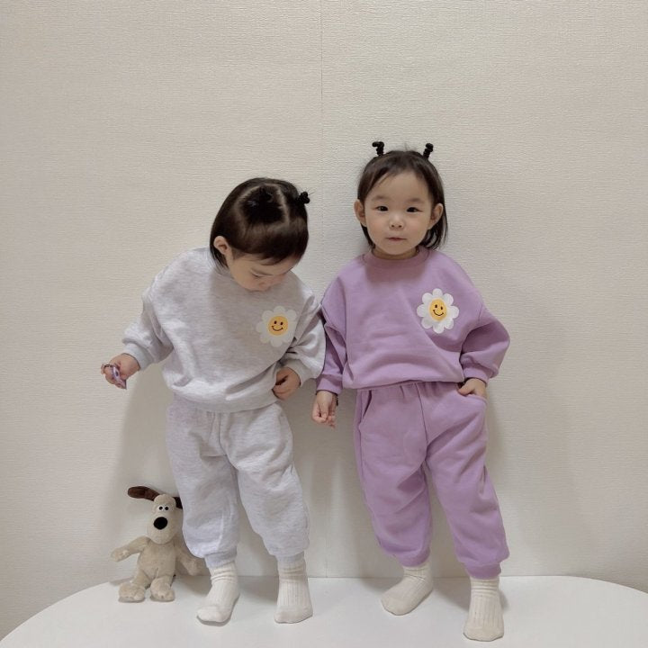 [PRE-ORDER] Daisy Smile Top Bottom Set