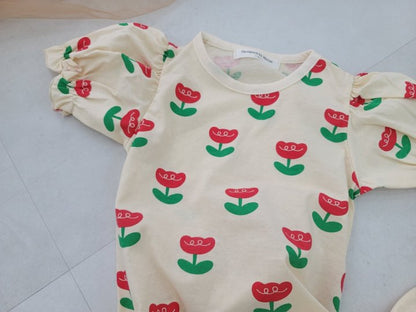 [PRE-ORDER] Tulip Frill Top Bottom Set