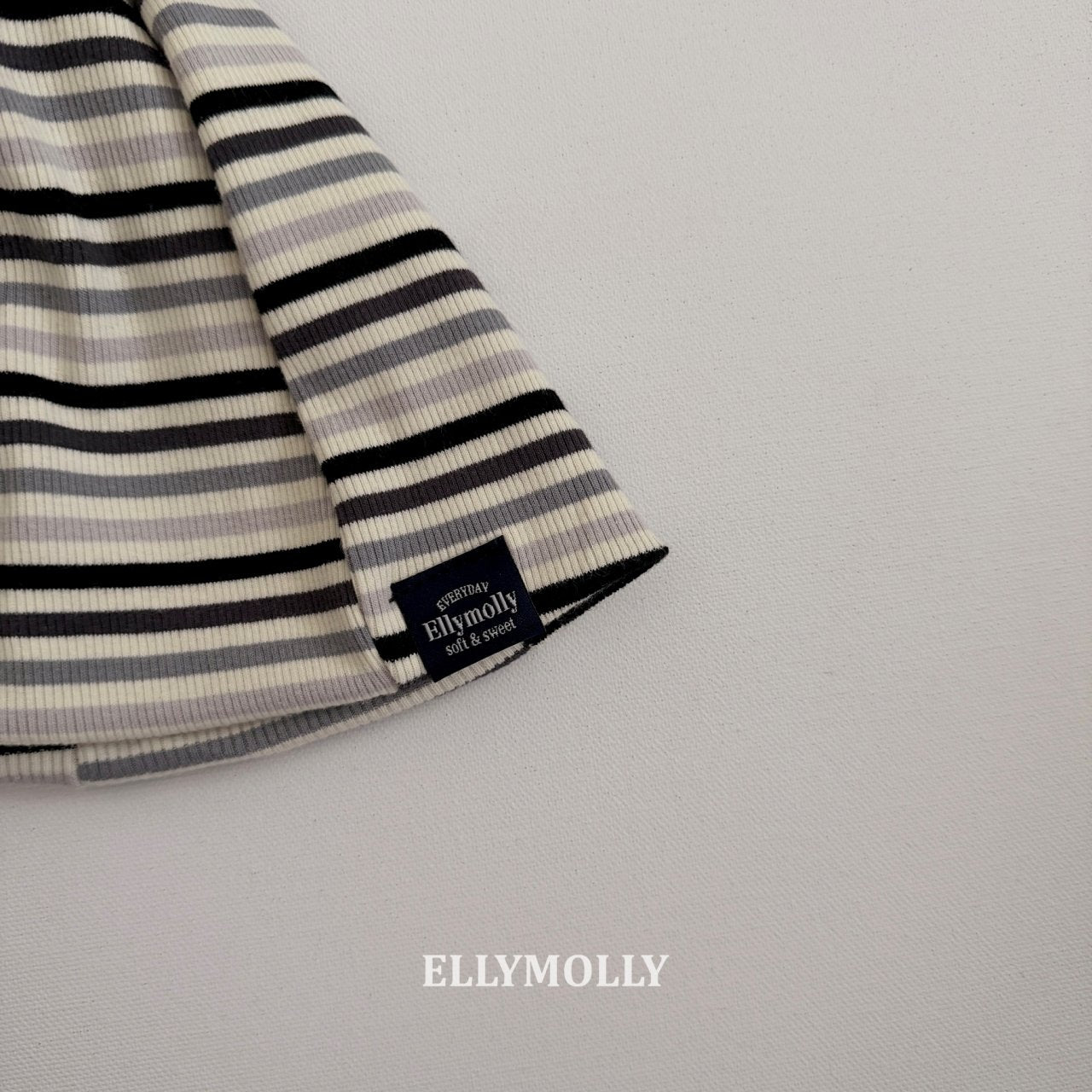 [PRE-ORDER] Switch Beanie