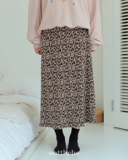 [PRE-ORDER] Leopard Mom Skirts