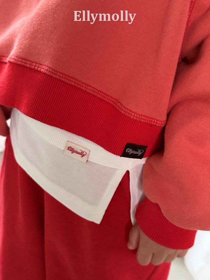 [PRE-ORDER] Hazel Layered T-Shirts (Mom Couple)