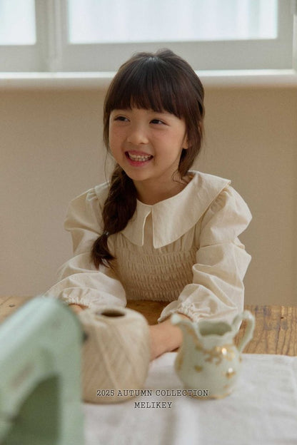[PRE-ORDER] Smocking Collar Blouse