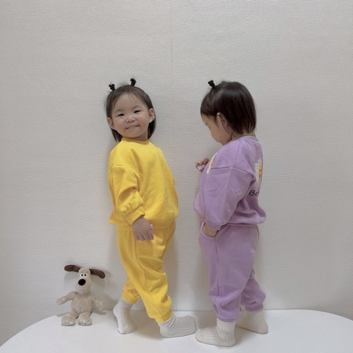 [PRE-ORDER] Daisy Smile Top Bottom Set