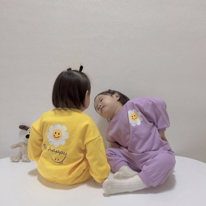 [PRE-ORDER] Daisy Smile Top Bottom Set