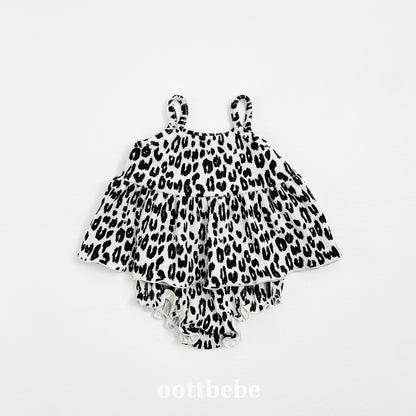 [PRE-ORDER] Leopard Baby Top Bottom Set