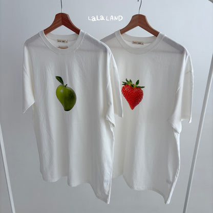 [PRE-ORDER] Berry Apple T-Shirts (Mom & Dad Couple)