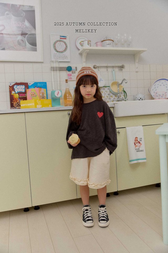 [PRE-ORDER] Rose Frill Shorts