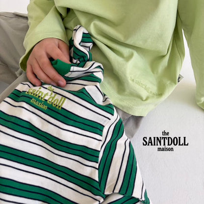 [PRE-ORDER] Daily Embroidery T-Shirts (Mom Couple)