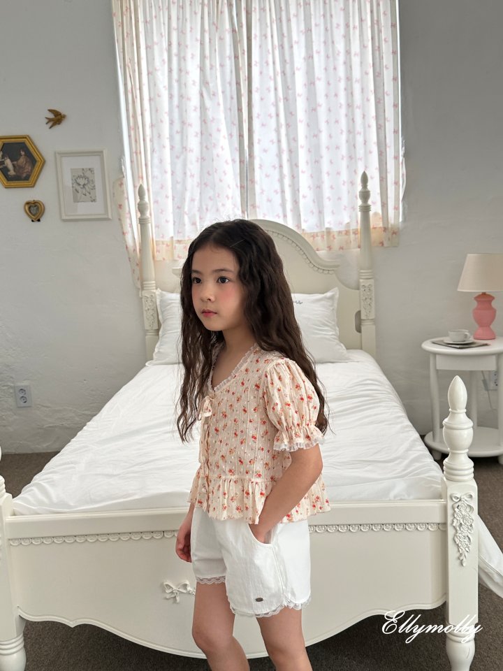 [PRE-ORDER] Flower Eyelet Blouse