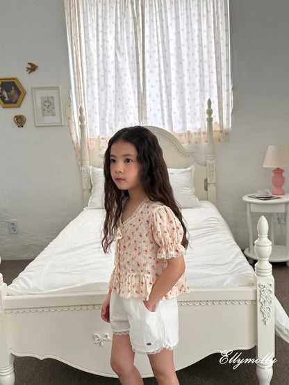 [PRE-ORDER] Flower Eyelet Blouse